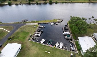 8 Kelp St, Alva, FL 33920