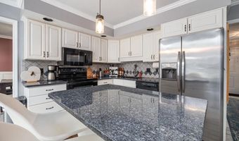 15 ORIOLE Ln, Reading, PA 19606