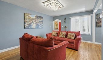 55 Stillman Ave, Bergenfield, NJ 07621