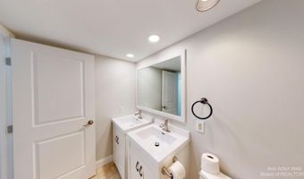 1280 Sunset Rd, Ann Arbor, MI 48103