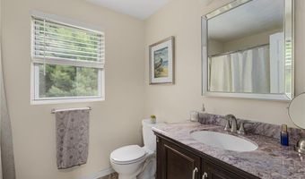 24 Cobblestone Ter, Coventry, RI 02816