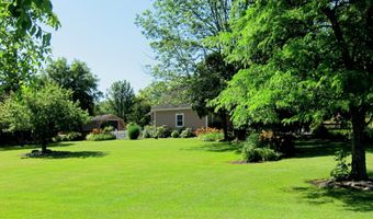625 McKay Rd, Amsterdam, NY 12010