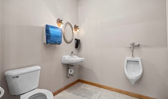 12488 Baumhart Rd, Amherst, OH 44001