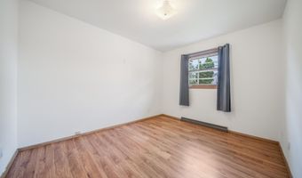 1500 E LINDBERGH St, Appleton, WI 54911