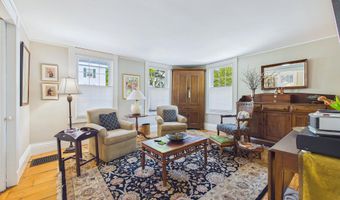 1059 Washington St, Bath, ME 04530