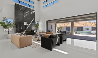 82 Glade Hollow Dr, Las Vegas, NV 89135