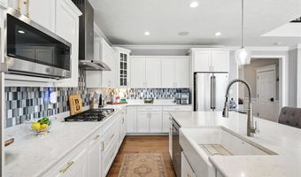 214 Stoneridge Ln, Adams Twp., PA 16046