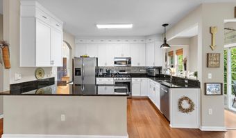 54 PORTLAND St, Barnegat, NJ 08005
