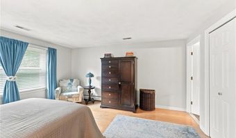 38 Stone Trl B, North Providence, RI 02904