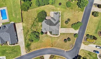 504 Kiowa Dr, Boiling Springs, SC 29316