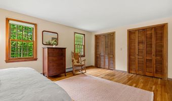 6 Winterberry Dr, Amherst, NH 03031
