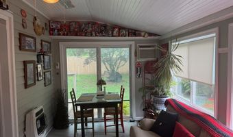 283 Webster St, Alderson, WV 24910