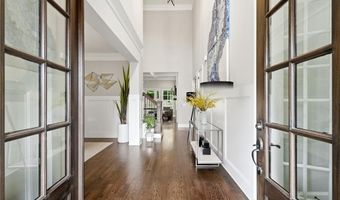 1012 Summit View Ln, Alpharetta, GA 30004