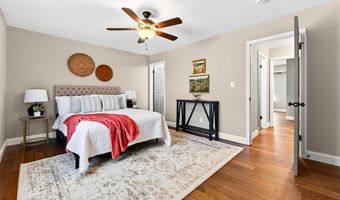 1014 Bedford Ln, Ballwin, MO 63011