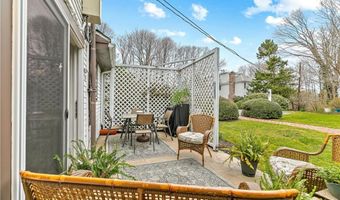46 Chastellux Ave M8, Newport, RI 02840