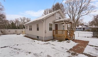 2218 Lee Dr, Akron, OH 44306