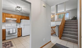 10607 56th St NE, Albertville, MN 55301