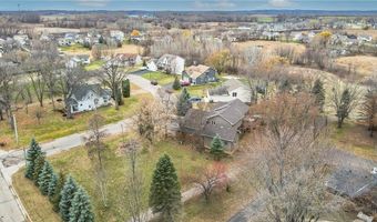 320 Big Woods Ln, Annandale, MN 55302