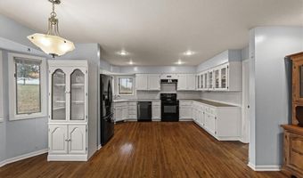 22020 171 St, Basehor, KS 66007