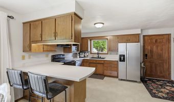 2605 W BIG BEND Dr, Appleton, WI 54914