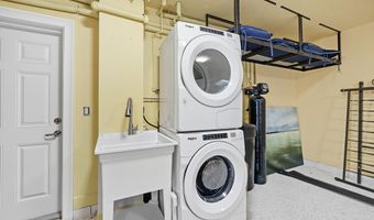 50 BEACH COTTAGE Ln, Atlantic Beach, FL 32233