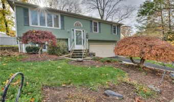 60 North St, Cranston, RI 02920