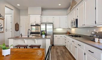 26112 Crescendo Dr, Escondido, CA 92026
