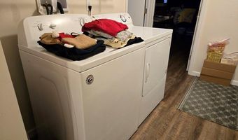 1031 Rosewood Dr, Altoona, PA 16601