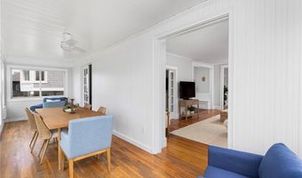 46 Esplanade, Middletown, RI 02842