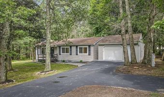 13 Poplar Dr, Albrightsville, PA 18210