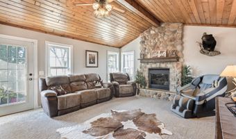 6517 County Rd 5 NW, Annandale, MN 55302