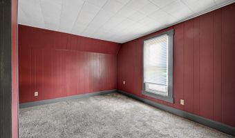 201 Walker Ave, Aurora, IN 47001