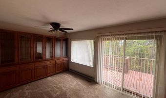 322 Ridgewood Dr, Beaver, WV 25813