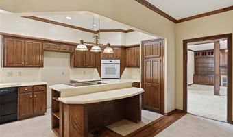 8204 Brownsville Ln, Bethany, OK 73008