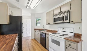 2633 Westberry Dr, Santa Rosa, CA 95403