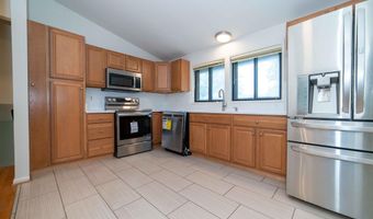 7814 WENDY RIDGE Ln, Annandale, VA 22003