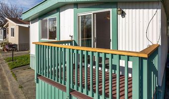 2084 Mustang Ln, Arcata, CA 95521