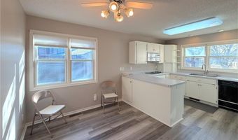 210 Knollwood St W, Annandale, MN 55302