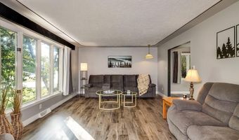 600 MANOR Ln, Cheyenne, WY 82009