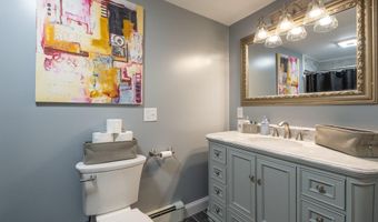12 Laurence Way, Falmouth, ME 04105