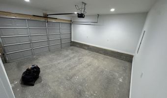 450 Trinton Cir, Bedford, IN 47421