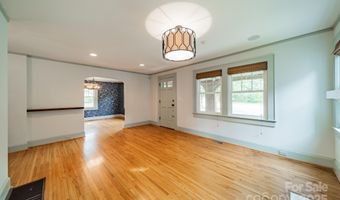 2400 Commonwealth Ave, Charlotte, NC 28205