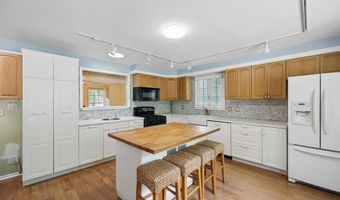 134 D Crestview Ave, Absecon, NJ 08201
