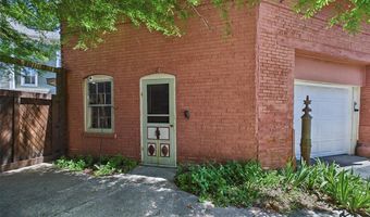 1715 Liberty St, Alton, IL 62002