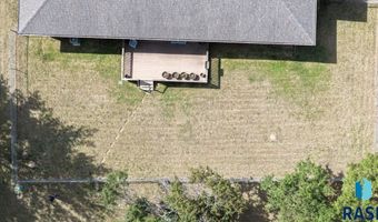 1212 E Fleetwood Cir, Brandon, SD 57005