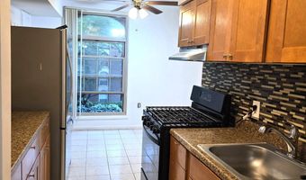 3376 WOODBURN Rd, Annandale, VA 22003