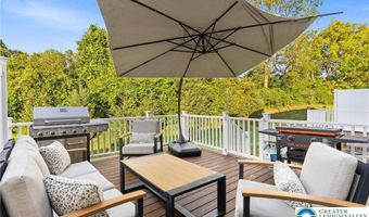 312 Redclover Ln, Allentown, PA 18104