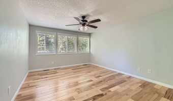7582 SW CRESMOOR Dr, Beaverton, OR 97008