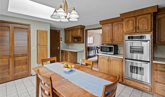 15 Womantam Ln, Cumberland, RI 02864