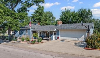 1003 Perkins St, Belle Fourche, SD 57717